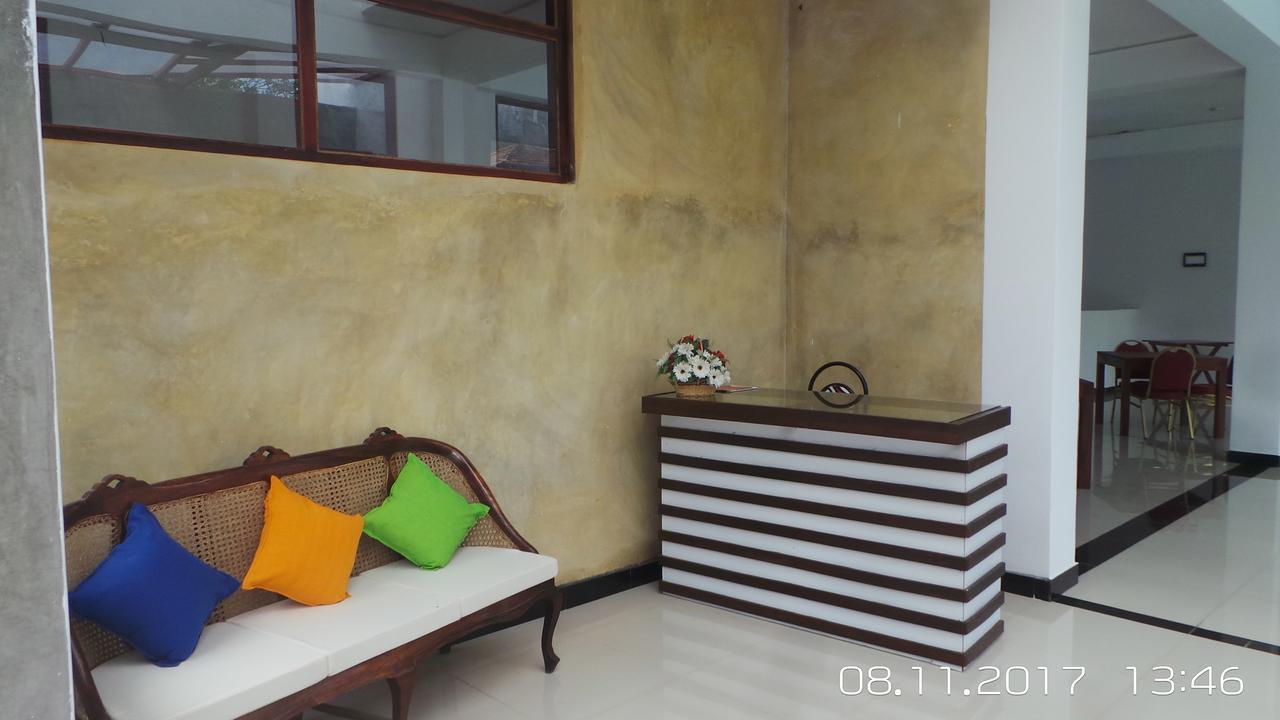 Woodnest Windmill Beach Hotel Negombo Exterior photo